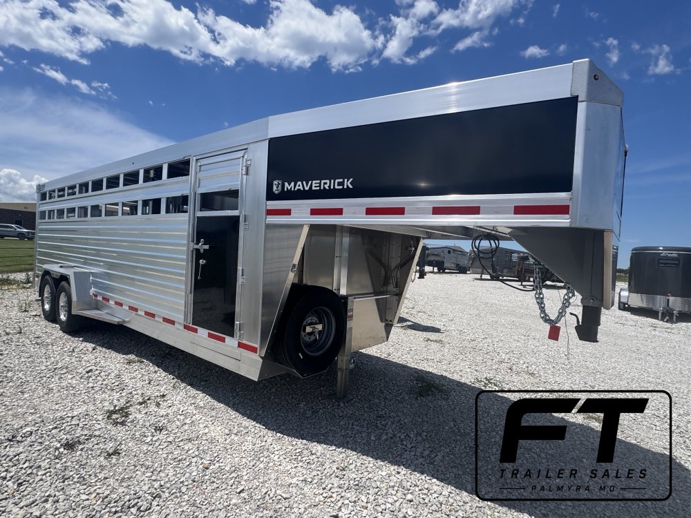 2027 Eby 24' Maverick Livestock Trailer