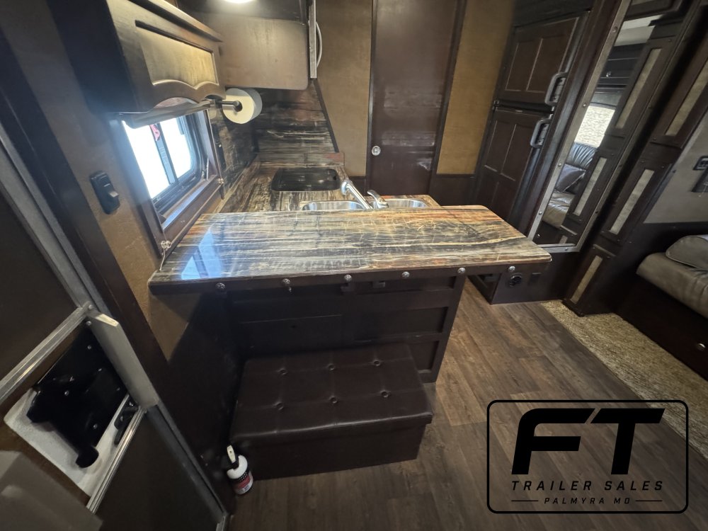 2018 Merhow Stock Combo 13'6 LQ w/ Bunk Room 16' Stockback