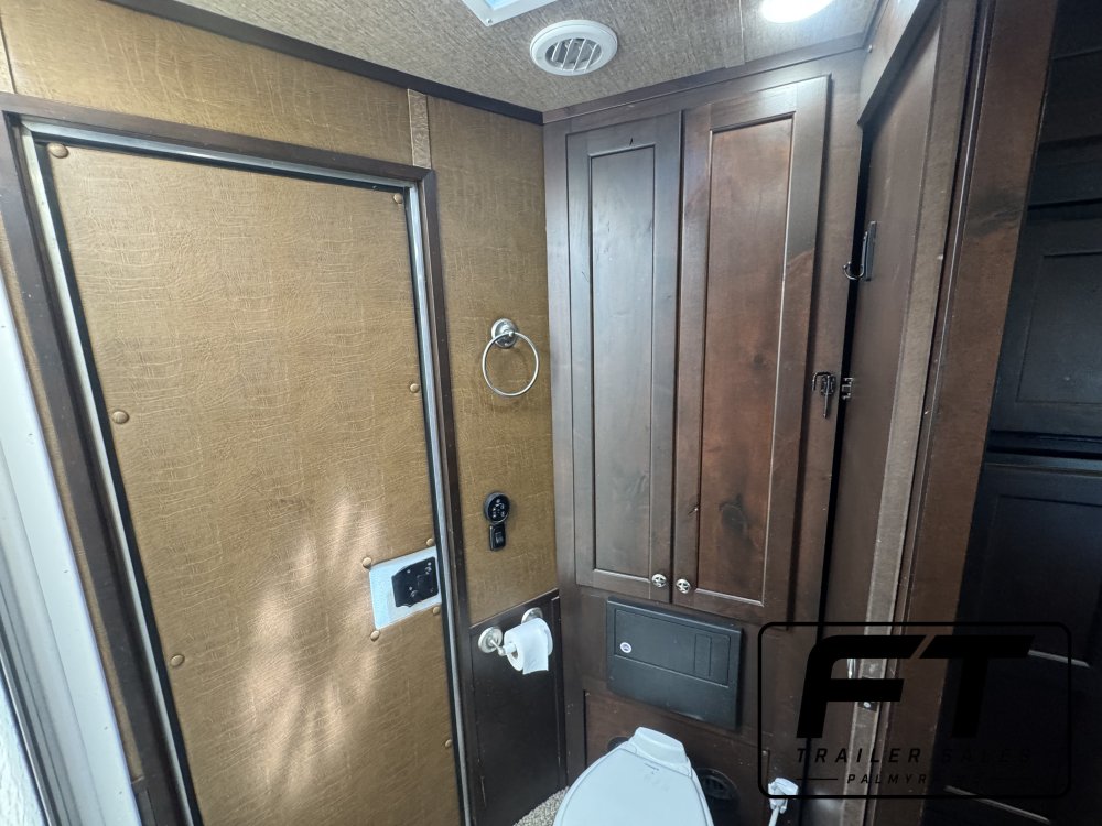 2018 Merhow Stock Combo 13'6 LQ w/ Bunk Room 16' Stockback