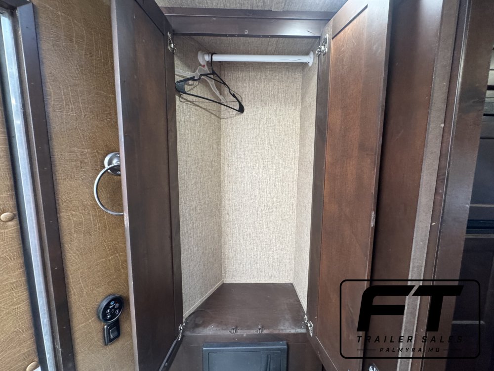 2018 Merhow Stock Combo 13'6 LQ w/ Bunk Room 16' Stockback