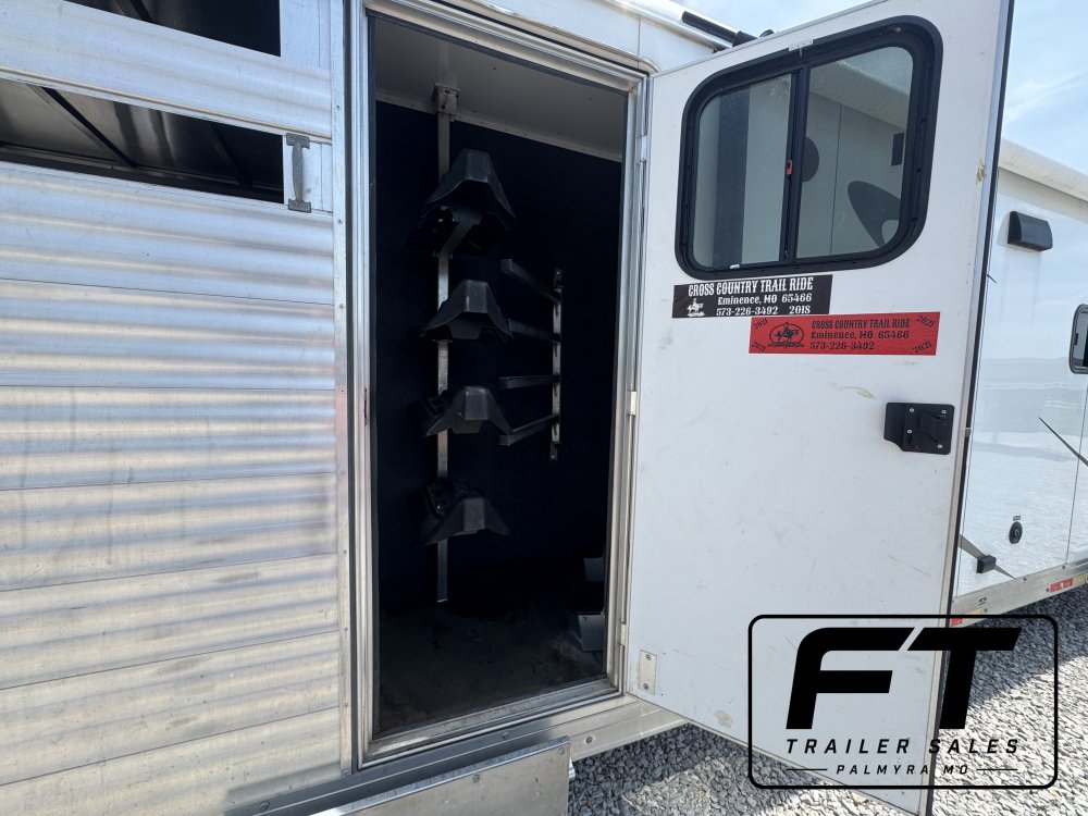 2018 Merhow Stock Combo 13'6 LQ w/ Bunk Room 16' Stockback