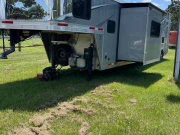 2021 Lakota Charger 3 Horse with a 15' Living Quarters