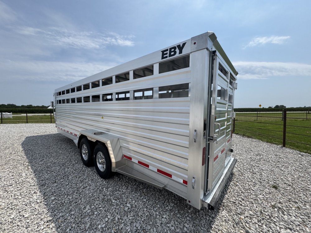 2026 Eby Maverick 24' Livestock Trailer