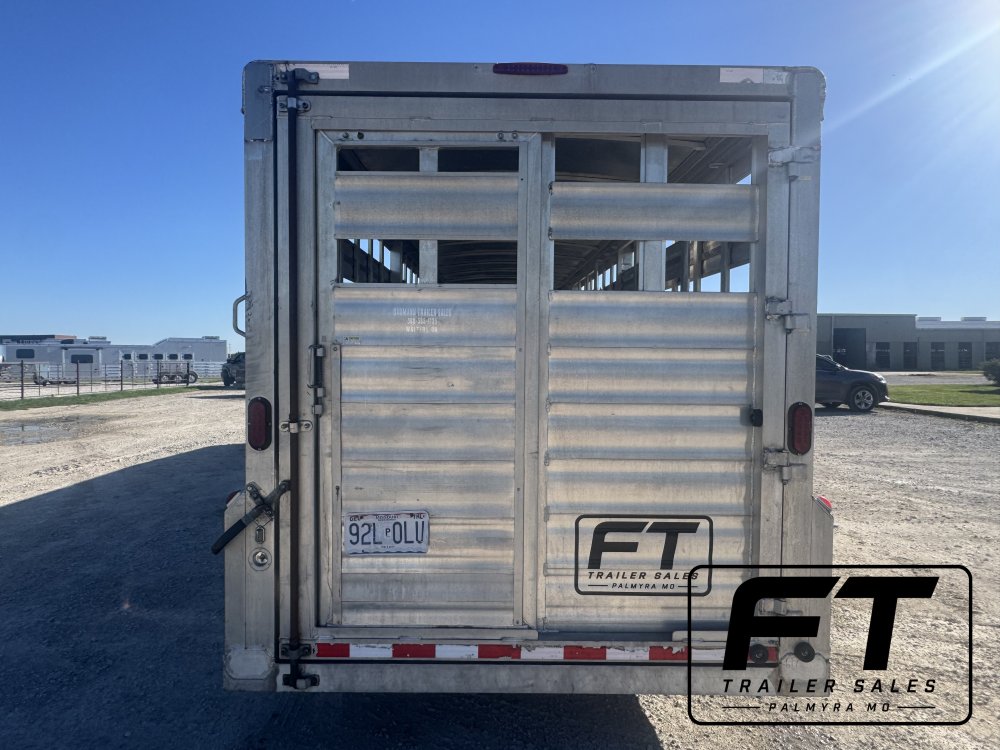 2016 Cherokee 32' Livestock Trailer Livestock Trailer