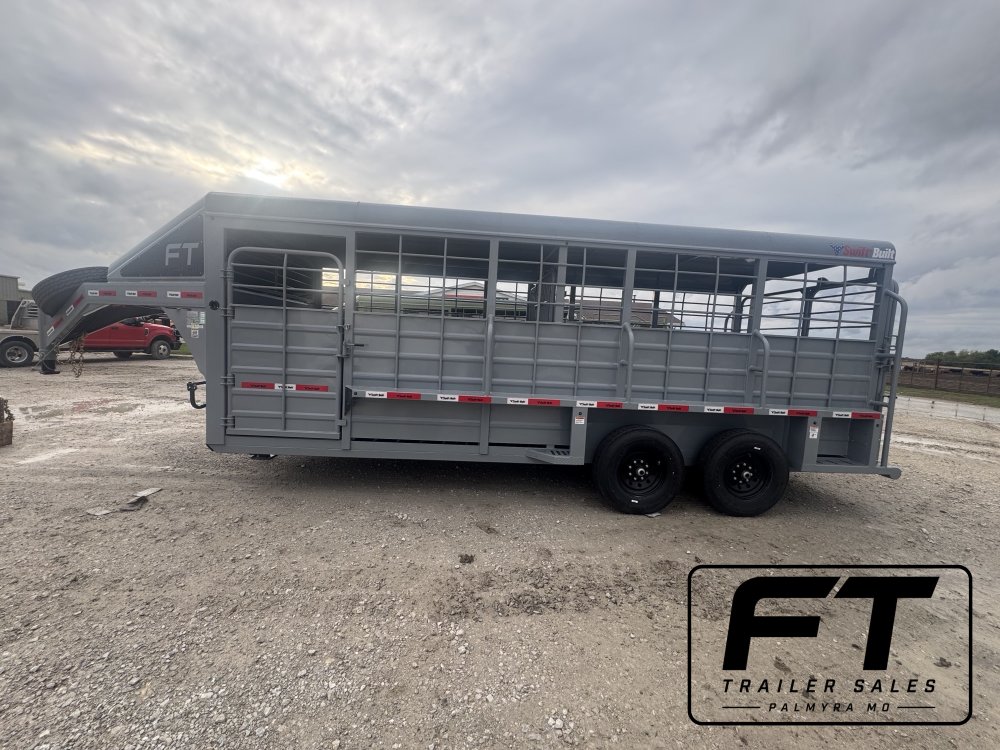 2027 Swift Built 20' Livestock Trailer Livestock Trailer