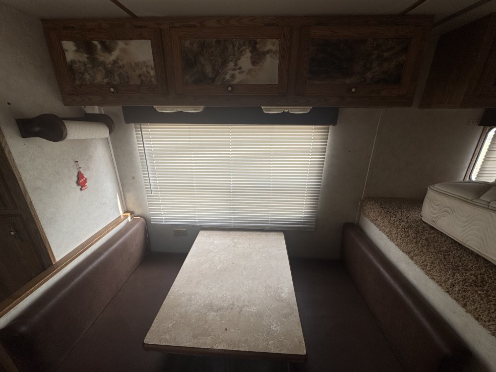 1997 Kiefer Built Horse - Living Quarters