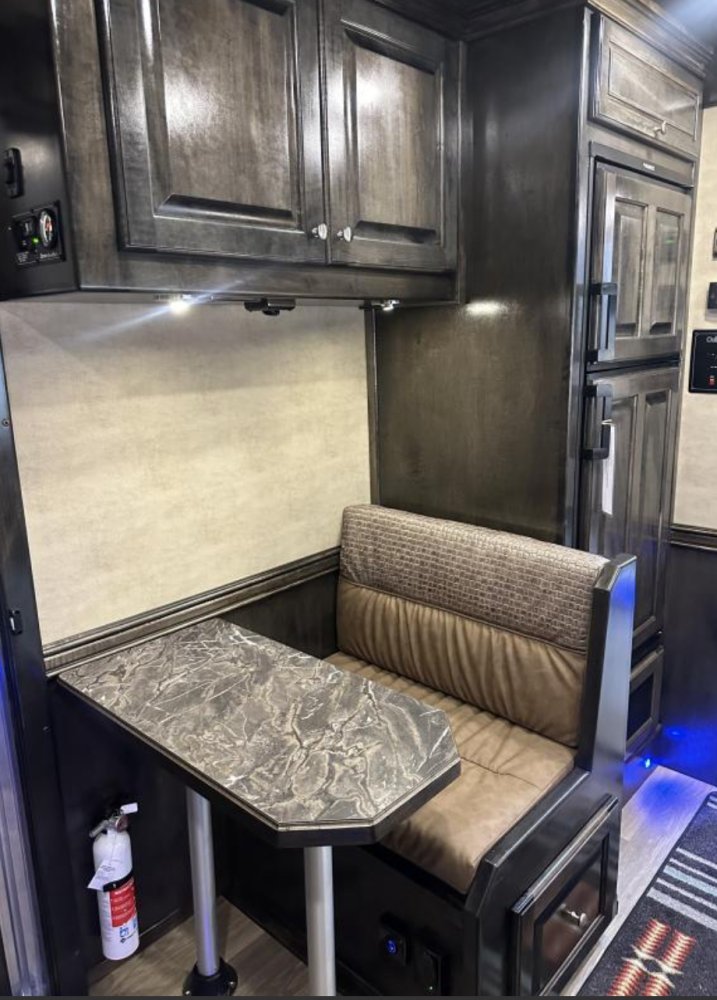 2024 Hart 4 Horse Side Load 15' LQ Outlaw Conversions