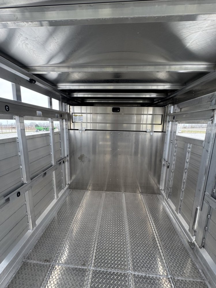 2025 24' EBY Maverick