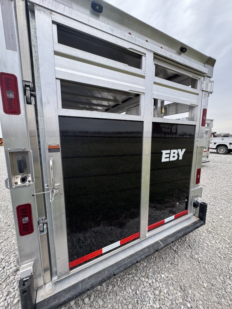 2025 24' EBY Maverick