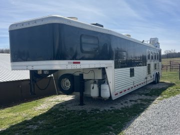 2003 Elite 4H 17' LQ w/ Bunkroom