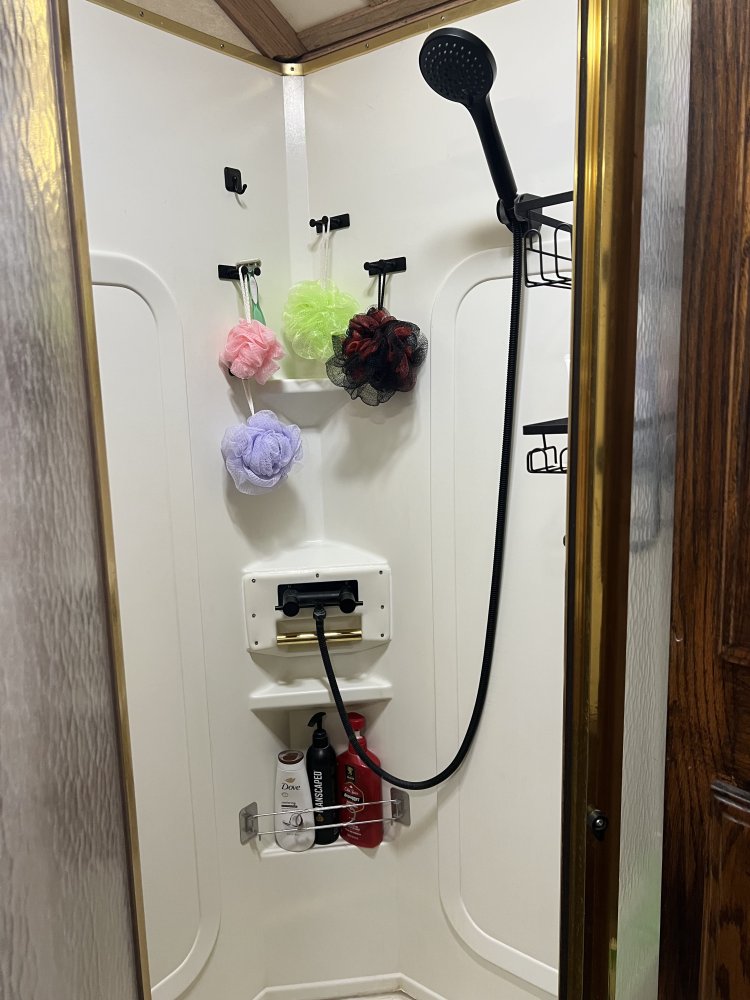 2003 Elite 4H 17' LQ w/ Bunkroom