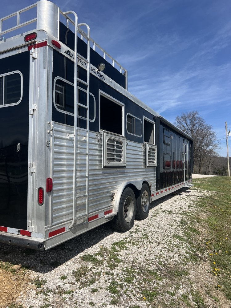 2003 Elite 4H 17' LQ w/ Bunkroom