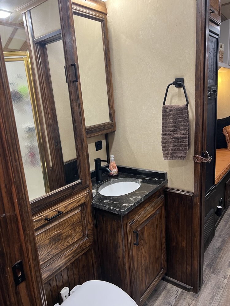 2003 Elite 4H 17' LQ w/ Bunkroom