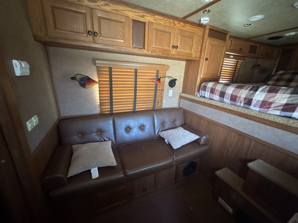 2007 American Spirit 10' LQ 3 Horse