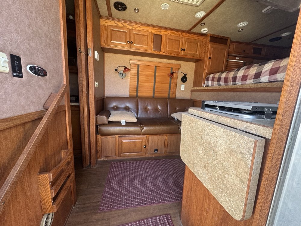 2007 American Spirit 10' LQ 3 Horse