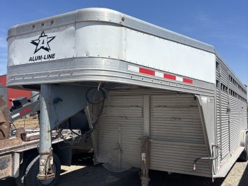 2017 Alumline 25' Livestock Trailer