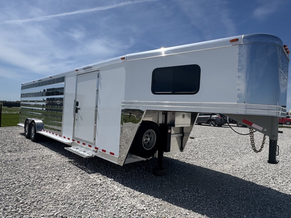 2025 Twister 28' Stock Combo
