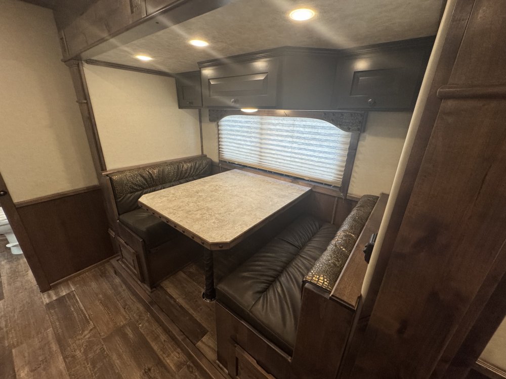 2025 Twister 14'9 Trail Boss LQ 4 Horse Side Load