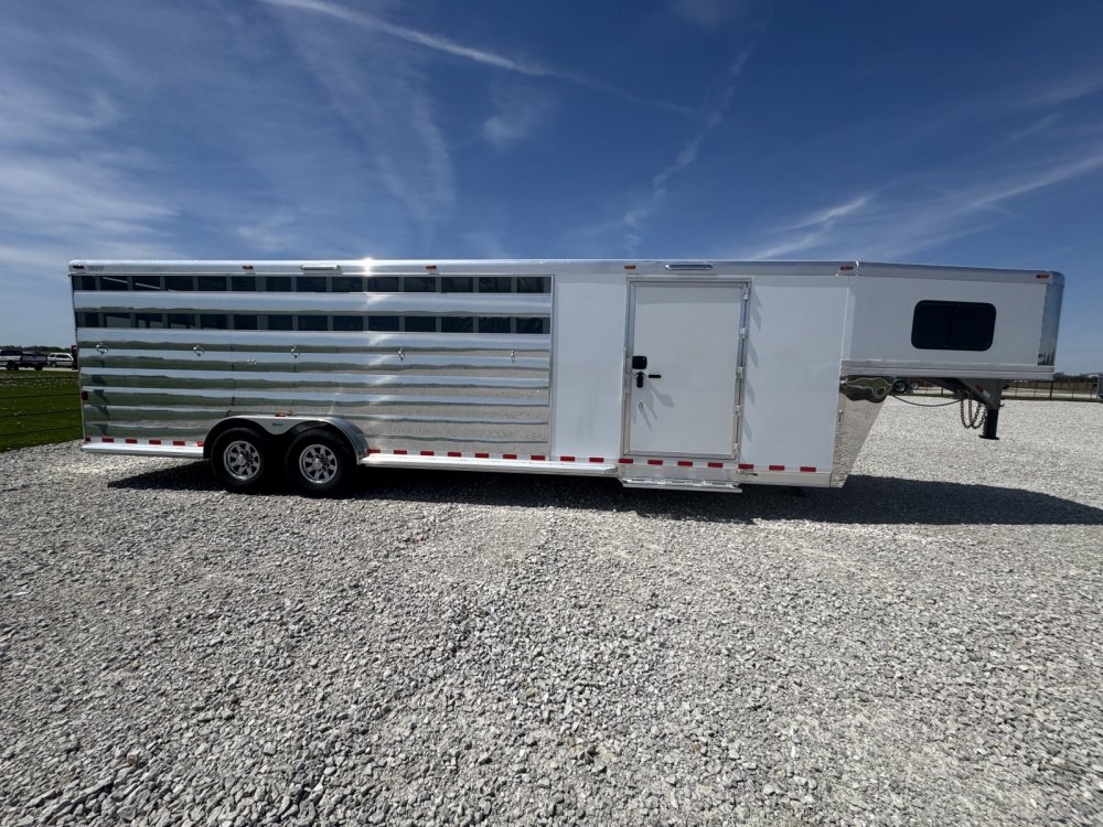2025 Twister 28' Stock Combo