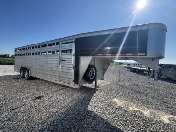 2023 Cimarron 24' Livestock Trailer