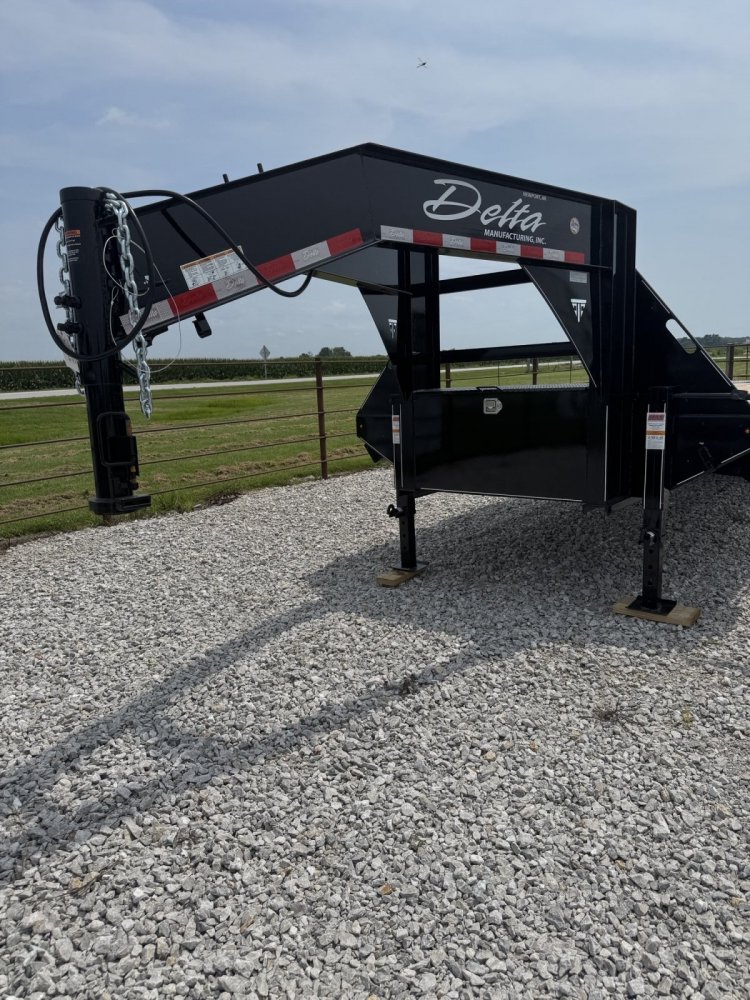 2026 Delta 30' 10k Tandem Dually Flatbed