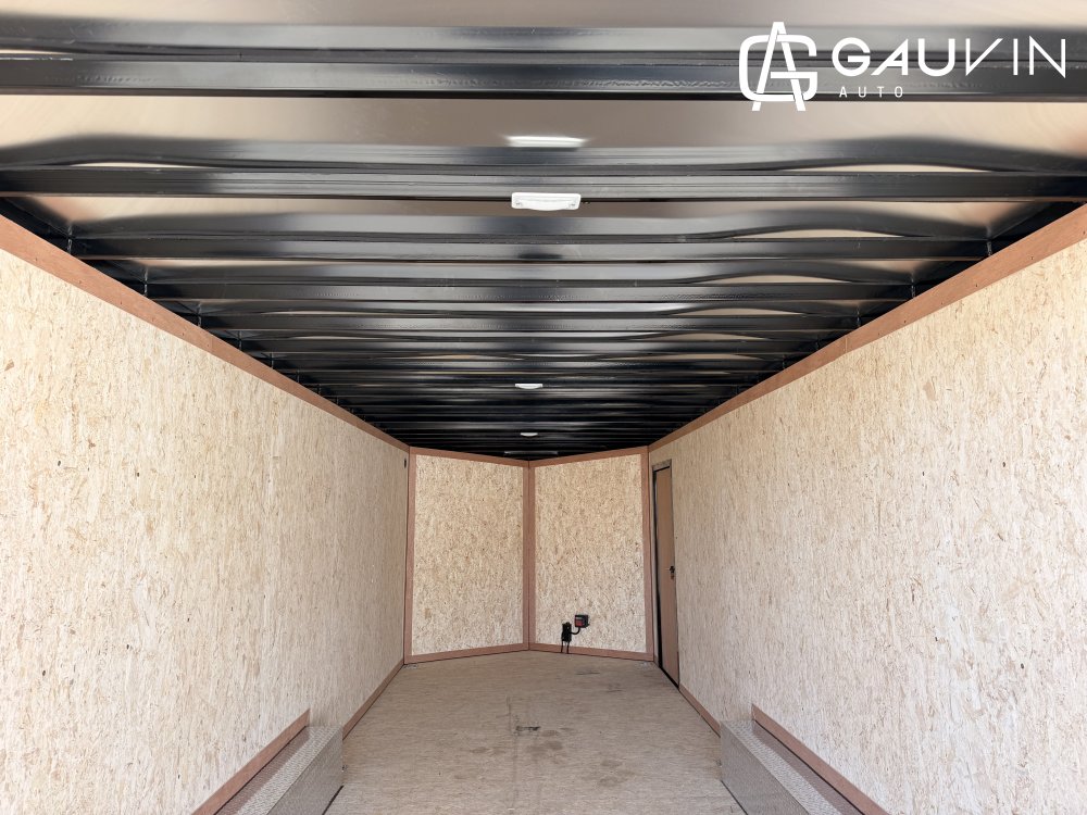 2026 NEWPORT 8.5X24 GW5200 8.5X24TA BLACKOUT Enclosed Cargo Steel Frame / Aluminum Skin