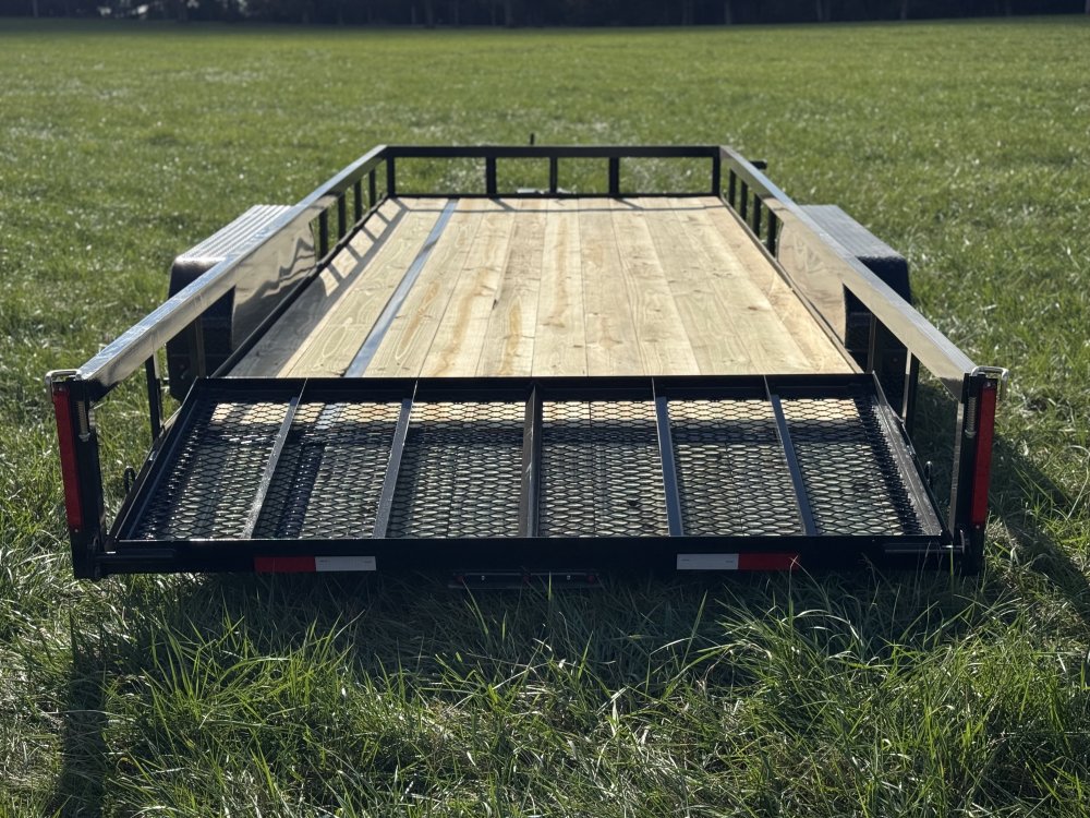 7x20 Tandem Axle Dovetail Utility Trailer