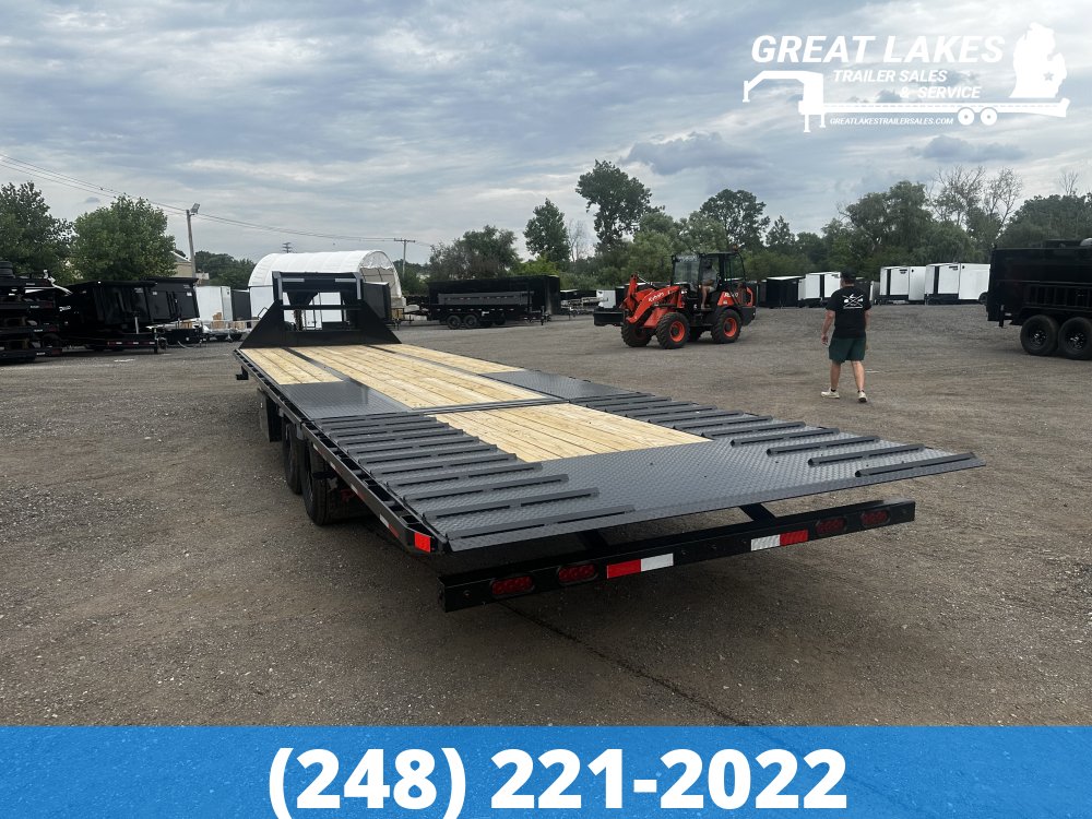 Delco FH LP Hydraulic Dove Equipment Hauler 102" X 32FT 24K