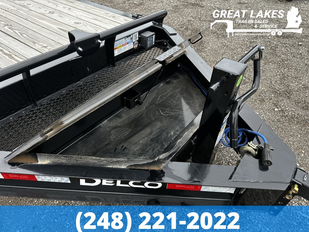 Delco CB Equipment Hauler 83x20 15.4K