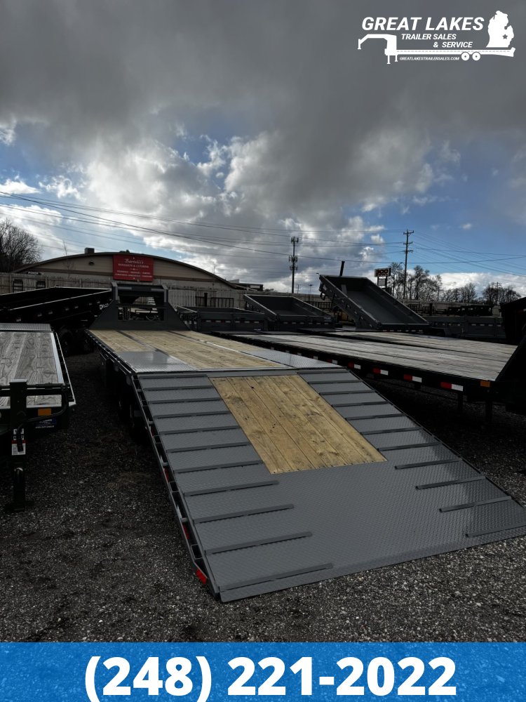 Delco FH 102" X 32FT LP Hydraulic Dove Equipment Hauler 20K