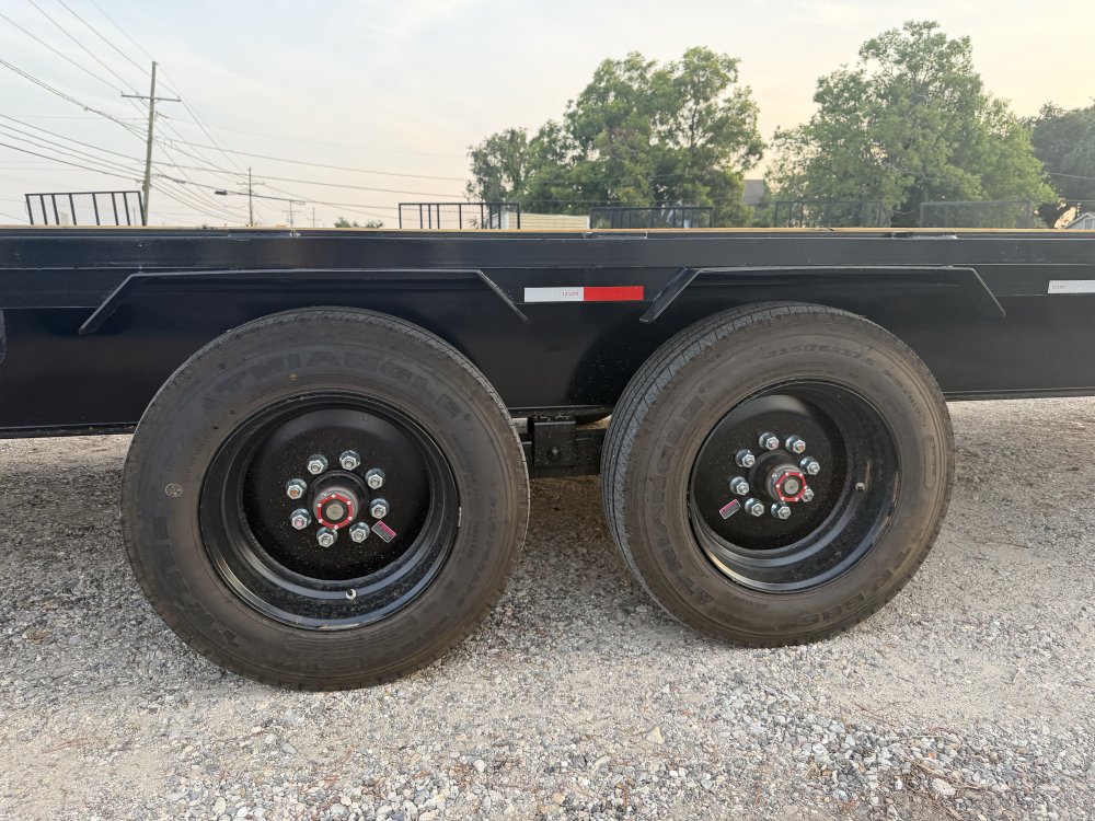 8'x32' Caliber Gooseneck