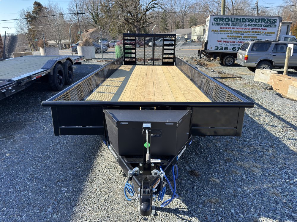 2026 Diamond C TUT Utility 9.9K GVWR Venture Black