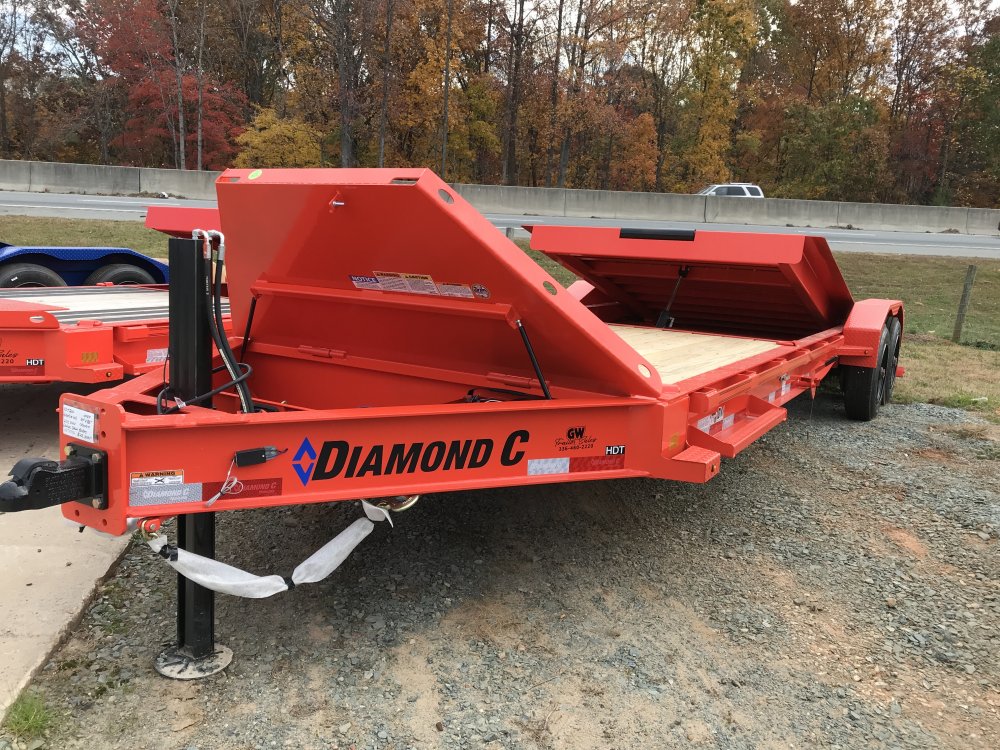 82x24 Diamond C Tilt Trailer Diamond C HDT 210