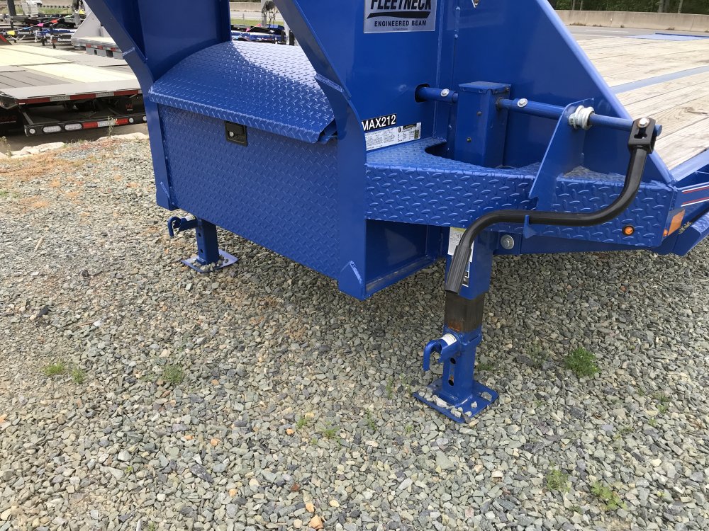 102x35 Diamond C Gooseneck Trailer FMAX 212