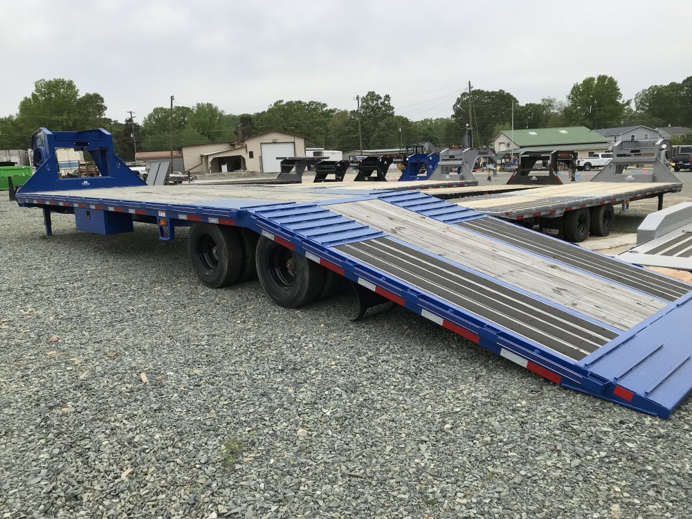 102x35 Diamond C Gooseneck Trailer FMAX 212