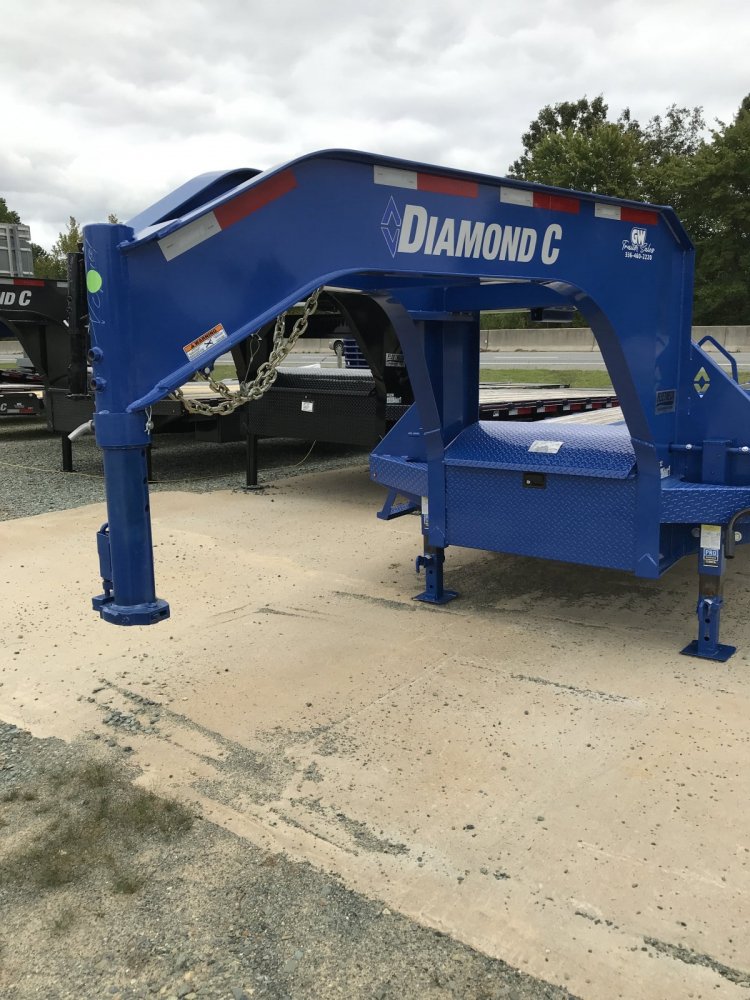 102x35 Diamond C Gooseneck Trailer FMAX 212