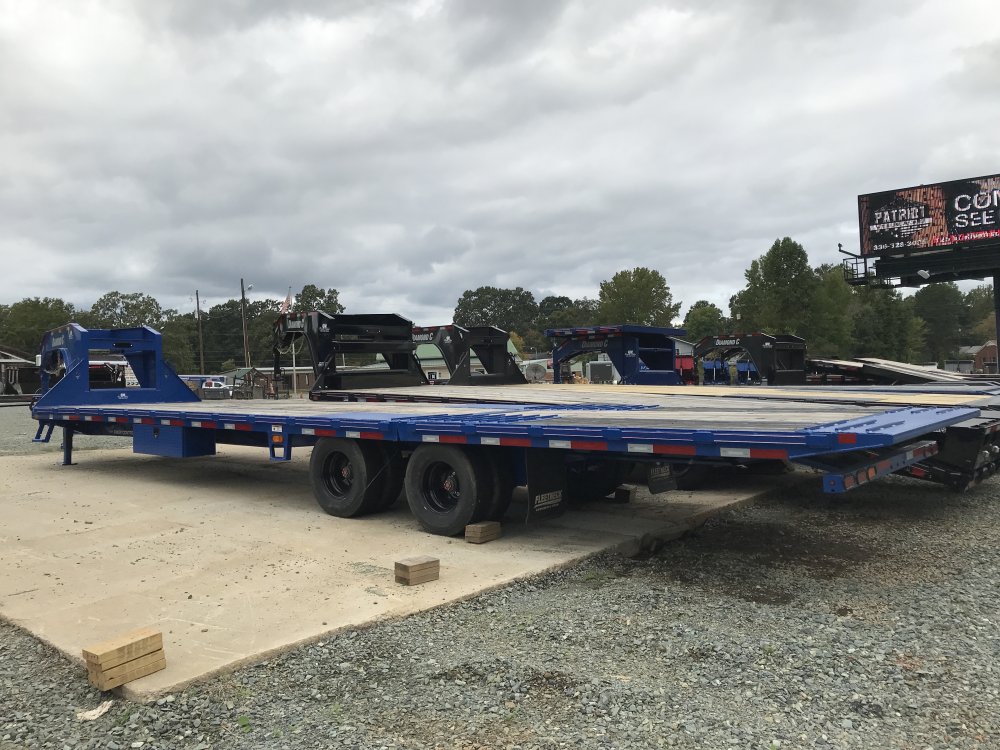 102x35 Diamond C Gooseneck Trailer FMAX 212