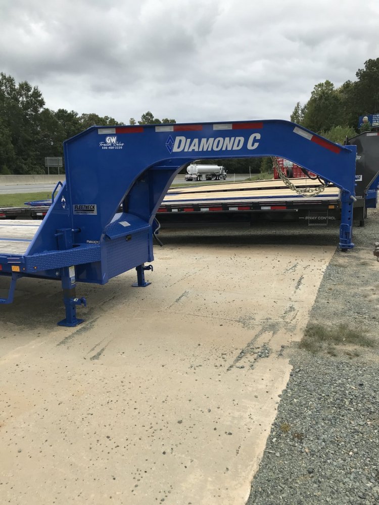 102x35 Diamond C Gooseneck Trailer FMAX 212