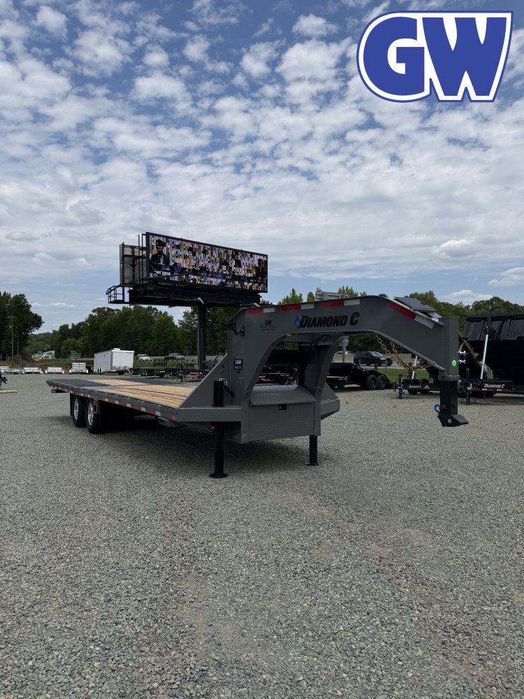 2026 Diamond C FMAX 212 102x30 25.9K GVWR Cement