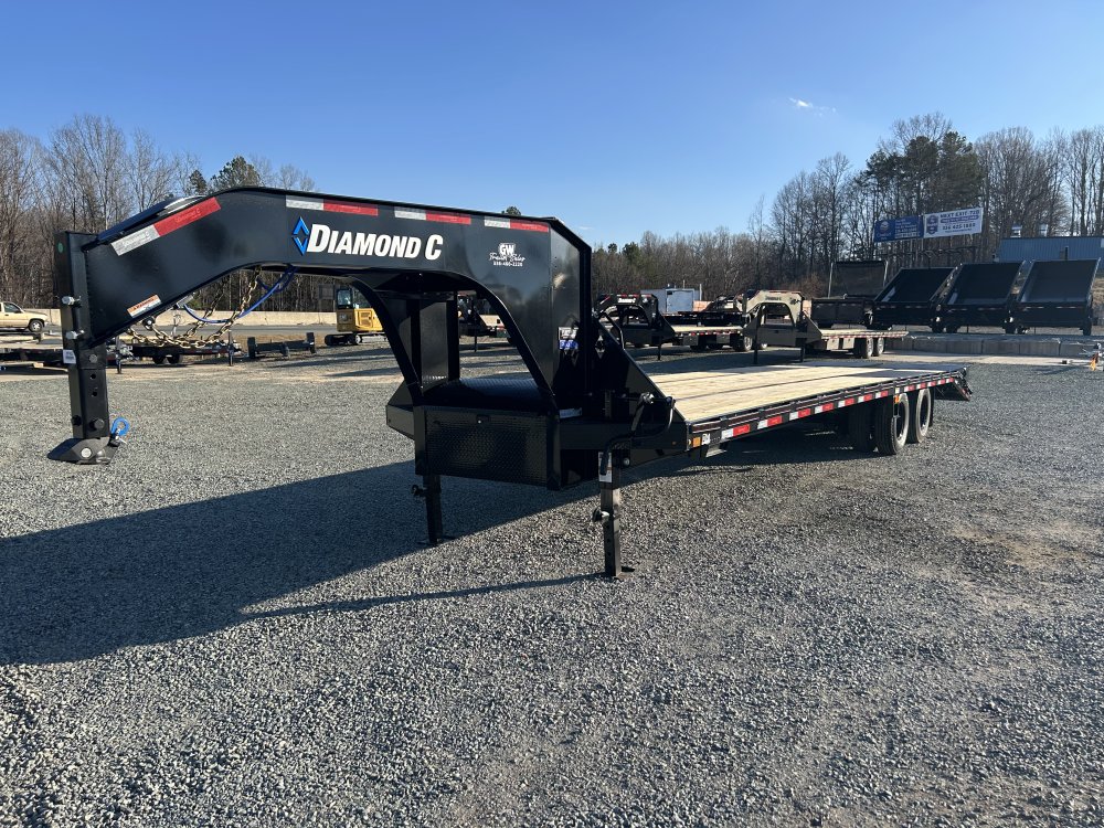 2026 Diamond C FMAX Mega Ramps 102x32 25.9K GVWR Black