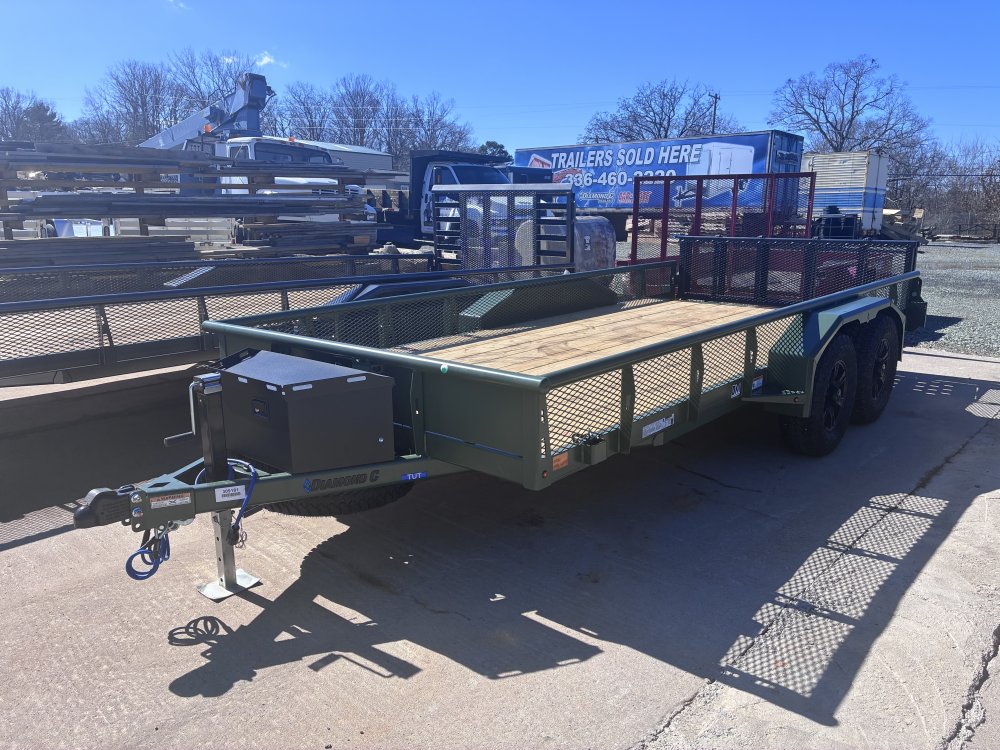 2026 Diamond C TUT 206 Venture 83x16 9.9K GVWR Military Green