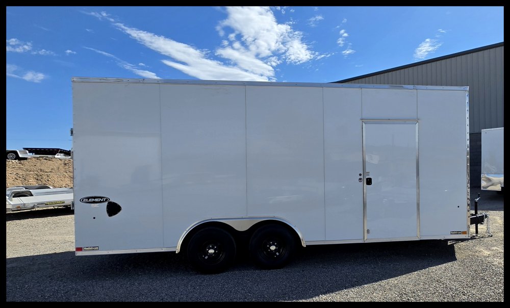 8.5'x20' Look Enclosed