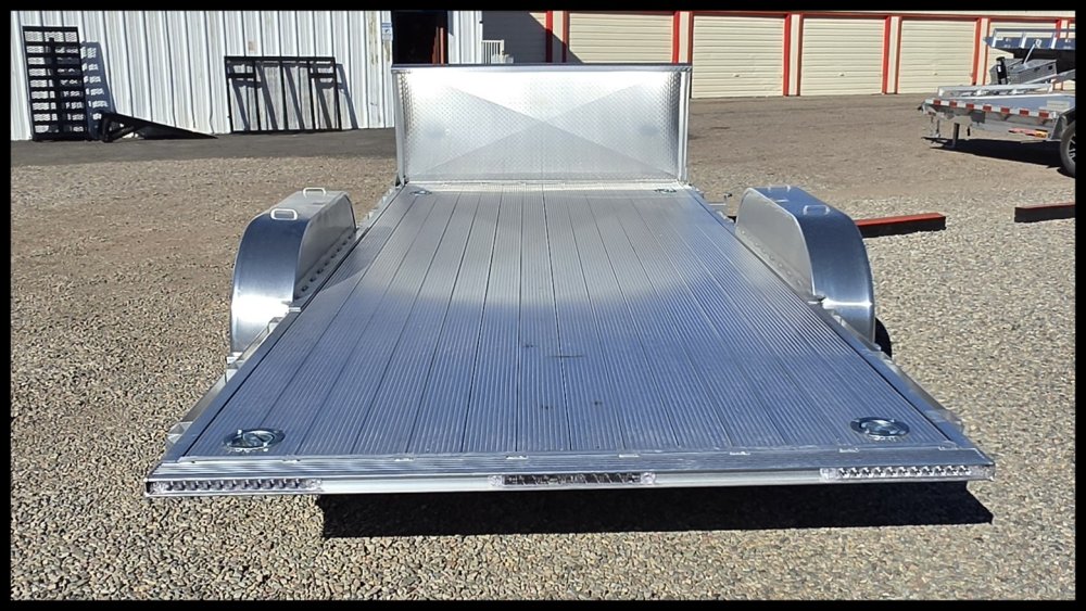 82'x18' H&H Tilt