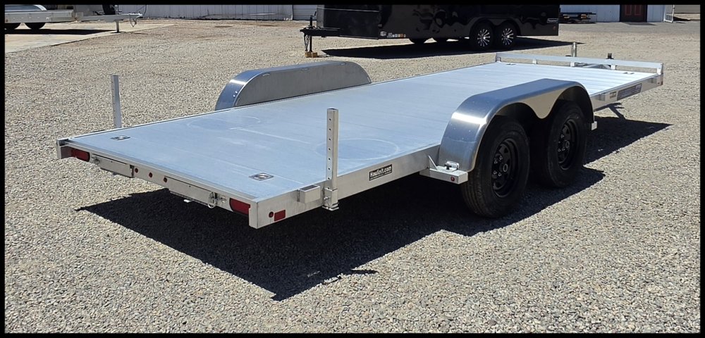 82"x18' Aluma Flatbed