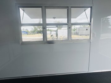 7'x16' Panther Enclosed thumbnail 6