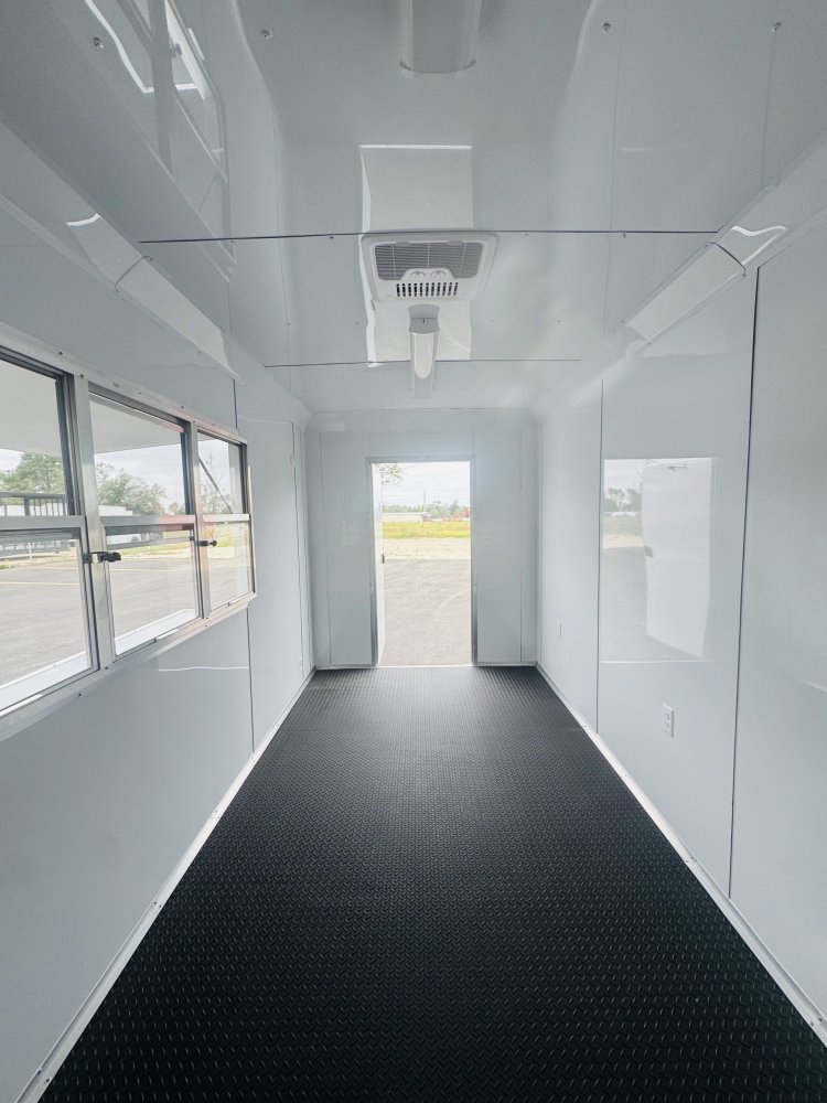 7'x16' Panther Enclosed