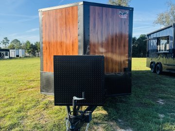 8.5'x26' Panther Enclosed thumbnail 1