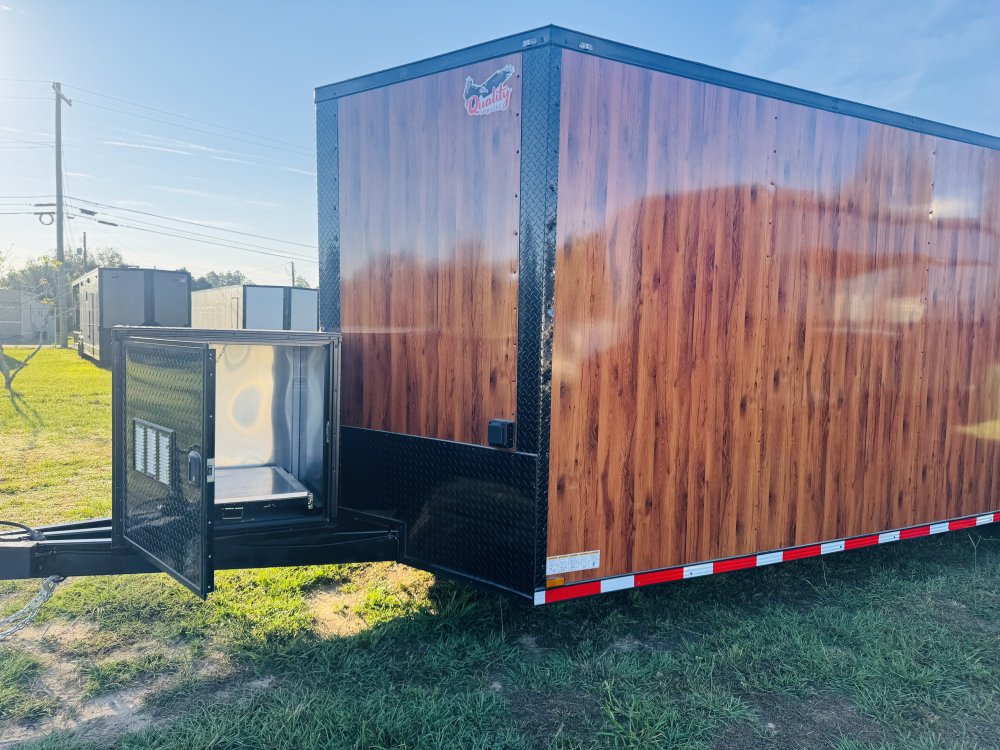 8.5'x26' Panther Enclosed