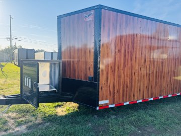 8.5'x26' Panther Enclosed thumbnail 2