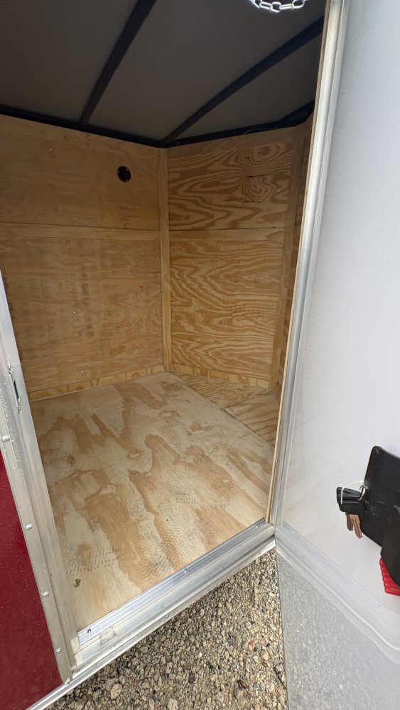6'x12' Panther Enclosed